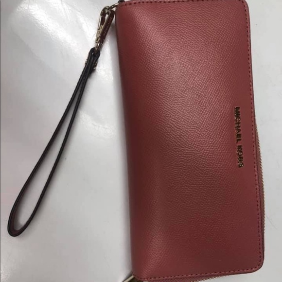 michael kors wallet/wristlet - Picture 1 of 3